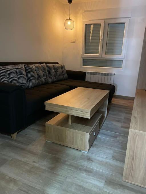 Adoracte 4 Mieres Apartamentos Exterior photo
