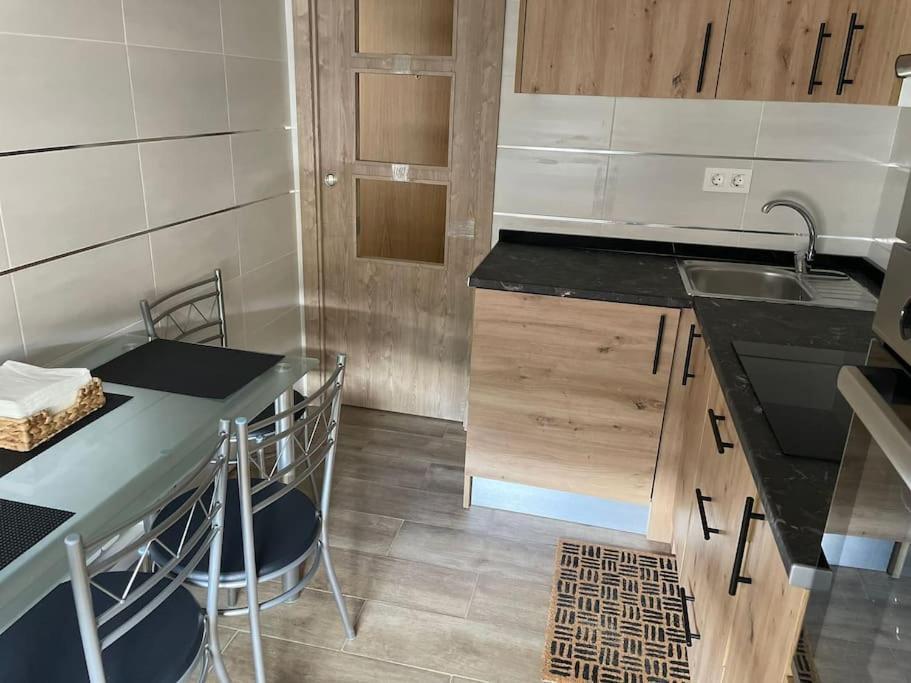 Adoracte 4 Mieres Apartamentos Exterior photo